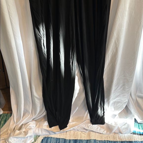 Black Wide-Leg Spaghetti Strap Jumpsuit – Size L – NWOT - Picture 7 of 8